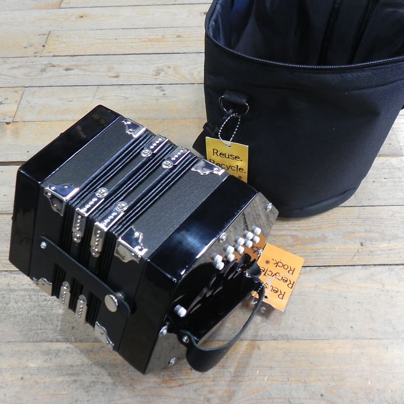 Concertina Concertina w/Bag Reverb