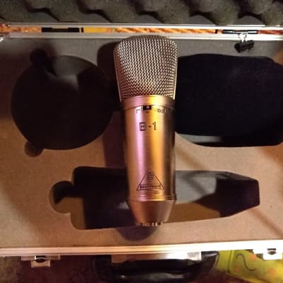 Behringer B-1 Pro Multipattern Large Diaphragm Condenser Microphone 2001 - Present - Standard