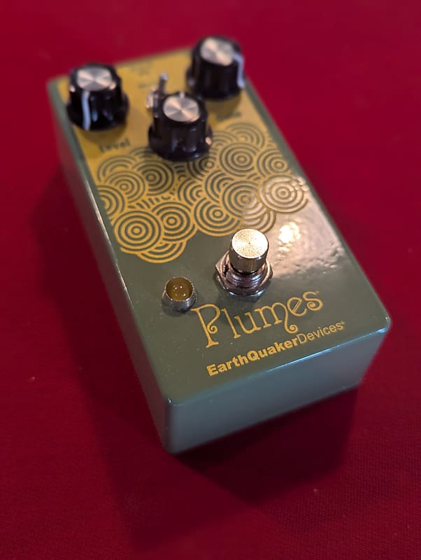EarthQuaker Devices Plumes Small Signal Shredder