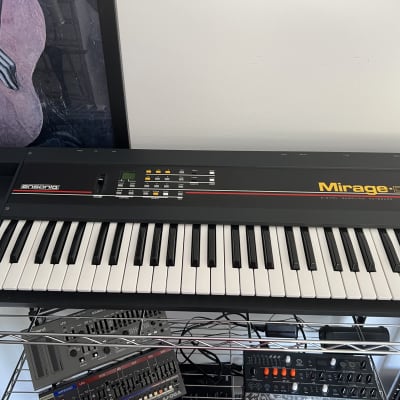 Ensoniq Mirage DSK-1 Digital Sampling Keyboard (red stripe) 1986 - Black