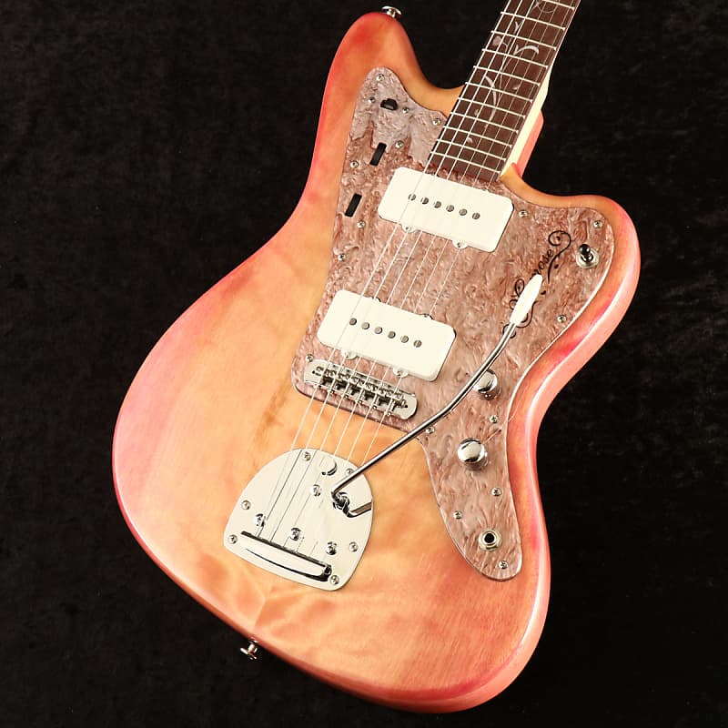 大流行中！ momose 2021年商談会モデル Sakura pink ギター 