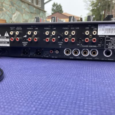 Pioneer DJM-600. Zoom these photos and compare. image 2