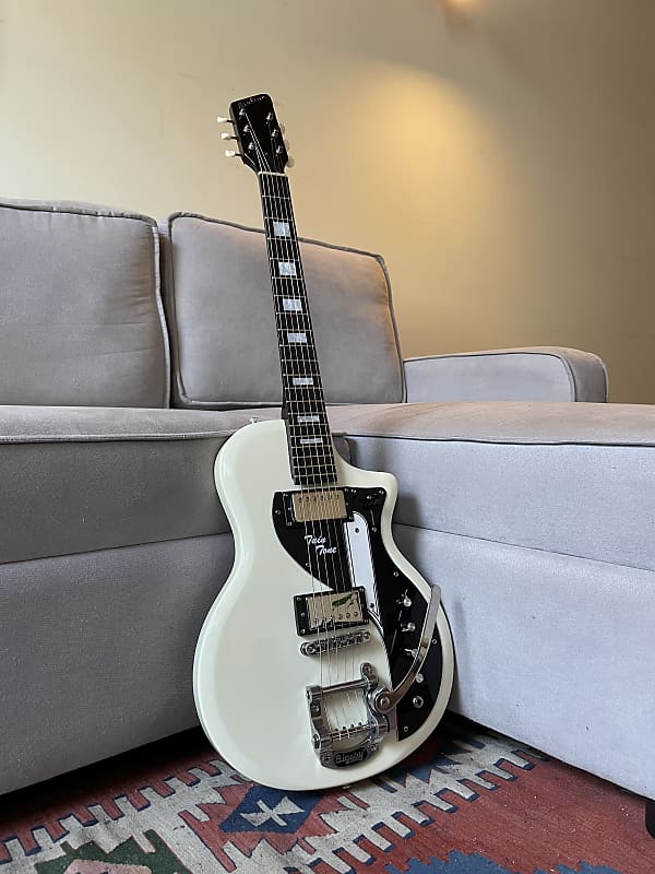 Eastwood Airline Twin Tone DLX Bigsby - White image 1
