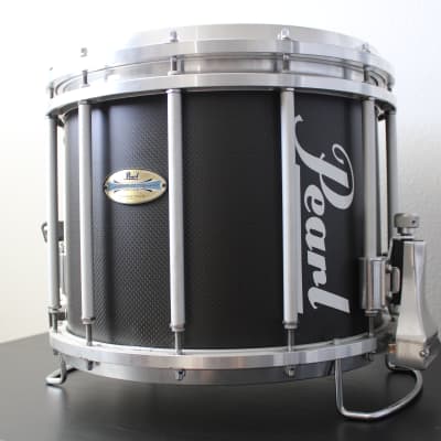 Pearl Championship CarbonCore FFX Marching Snare Drum - 14 x 12 inch -  Piano Black Lacquer