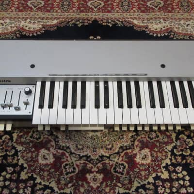 Farfisa Syntorchestra, Vintage Synthesizer from 70s. image 2