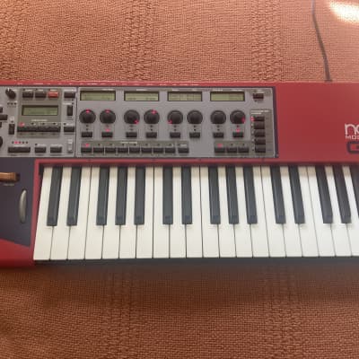 Nord Modular G2 37-Key Synthesizer 2004 - 2009 - Red