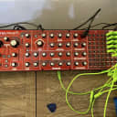 Behring  Neutron Paraphonic Analog and Semi-Modular Synthesizer+15 green jacks