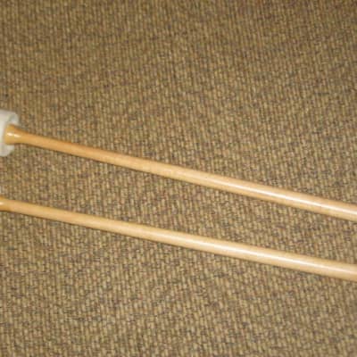 ONE pair new old stock Regal Tip 606SG (Goodman # 6) TIMPANI MALLETS, CARTWHEEL -  inner core of medium hard felt covered with a layer of soft damper felt / hard maple handle (shaft), includes packaging image 7
