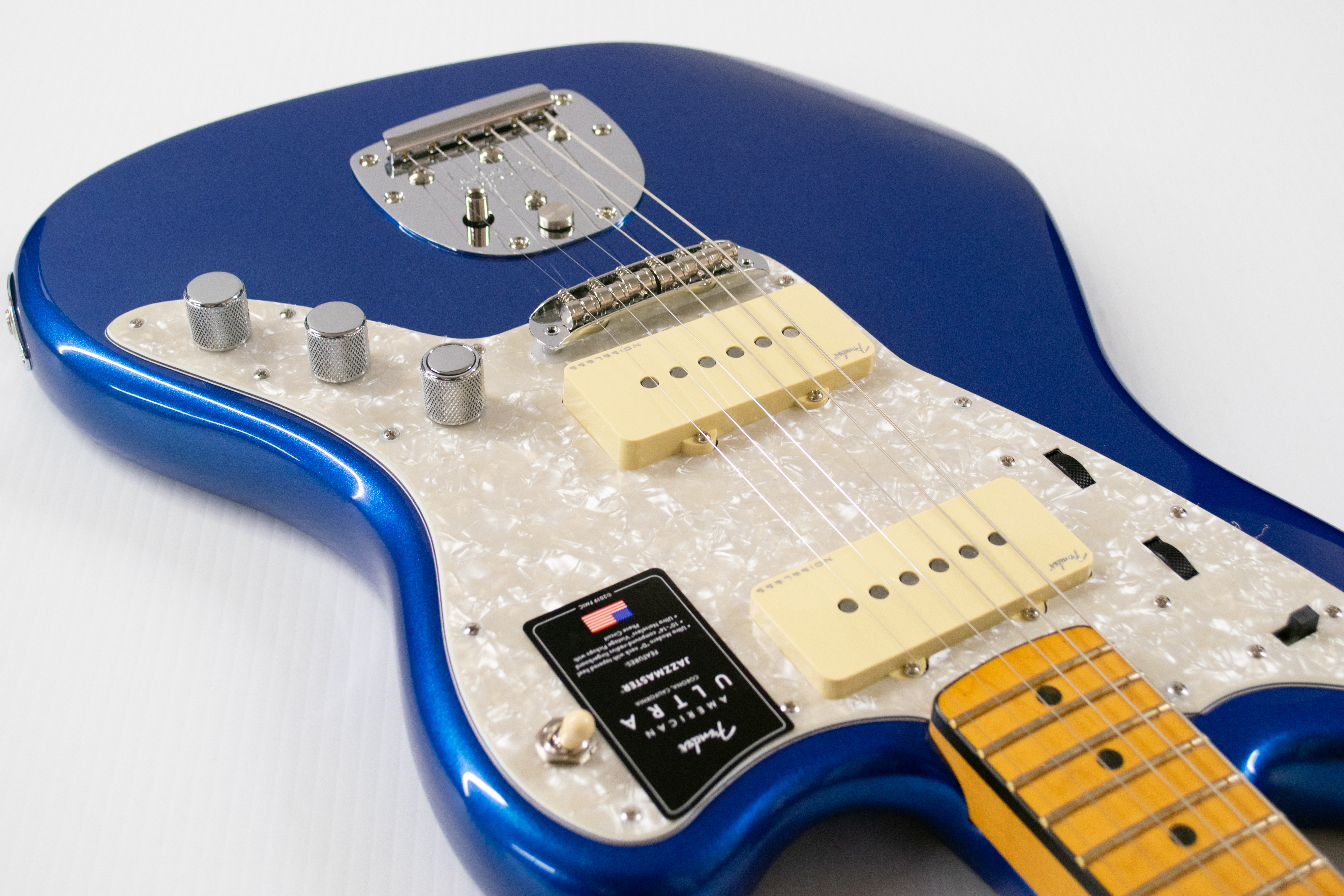 Fender American Ultra Jazzmaster - Cobra Blue with Maple Fender American Ultra Jazzmaster - Cobra Blue with Maple