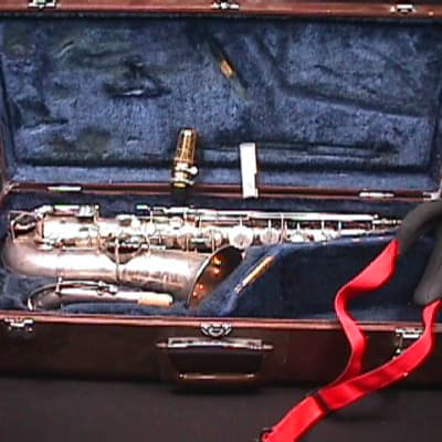 Vintage Silver Buescher True Tone Alto Saxophone in a Hard Case as-is   7 S image 1