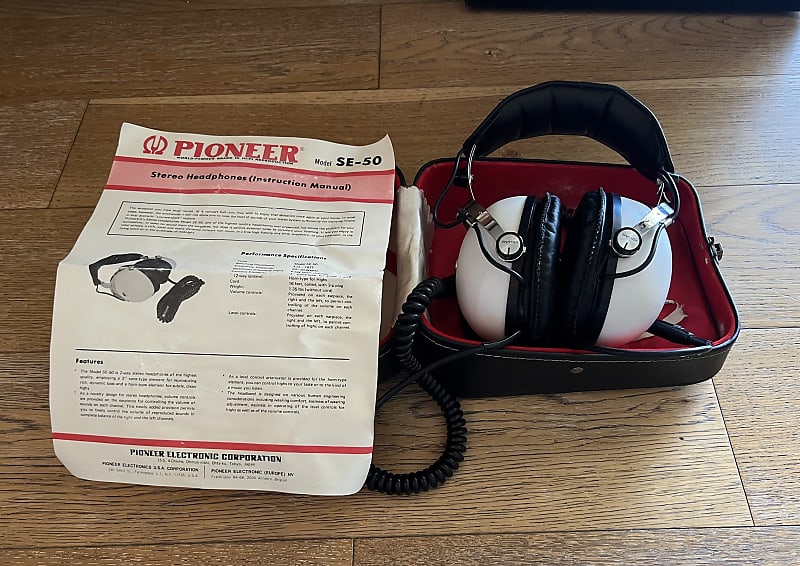 Pioneer SE-50 Stereo Headphones 2 Way With Case Vintage Made in Japan image 1
