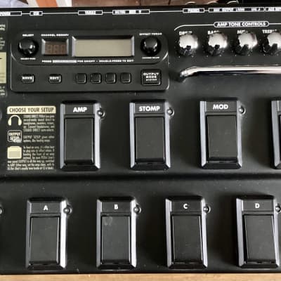 Line 6 POD xt Live Multi-Effect and Amp Modeler