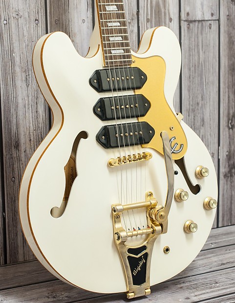 エピフォン リビエラ リミテッドカスタムP93 ロイヤルホワイト Epiphone Riviera P-93 White | Reverb
