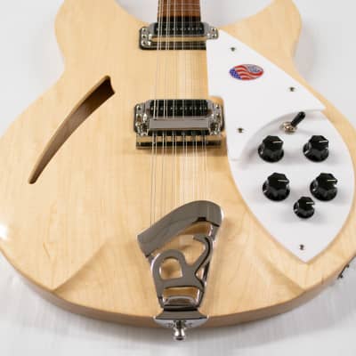 Rickenbacker 330/12 Semi-hollow 12-string Electric Guitar - Mapleglo image 2