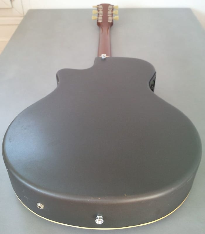 Yamaha APX-6C Black Cutaway Electro Acoustic Guitar (1994