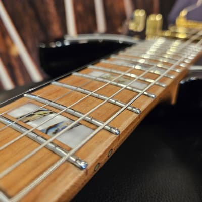 Ibanez THBB10 Tim Henson Signature Guitar AZ-Premium 6 String + Gigbag image 5