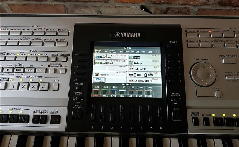 Yamaha PSR 3000 Silver Keyboard synth | Reverb