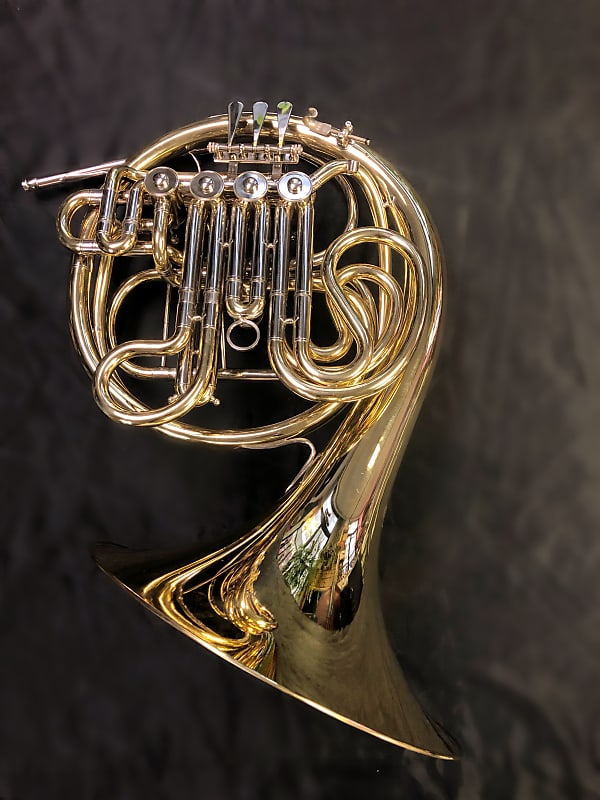 Amati AHR 345H French Horn image 1