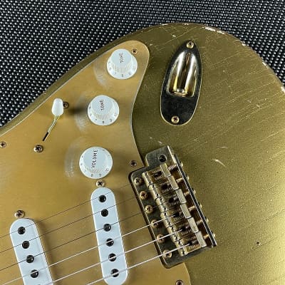 Fender Custom Shop Limited Edition '55 Bone Tone Stratocaster- Aged HLE Gold (7lbs 12oz) image 5