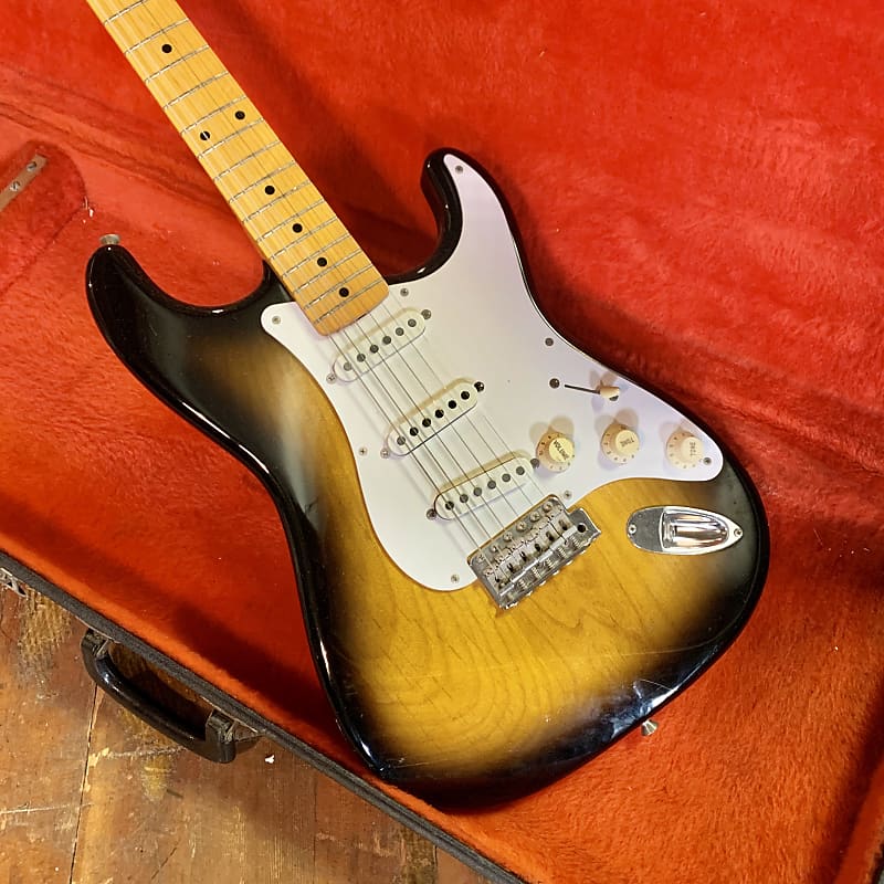 Fender Stratocaster Sunburst st-57 crafted in japan cij mij original  vintage reissue strat