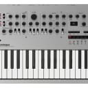 Korg MINILOGUE 37-mini Key Synthesizer & Vocoder