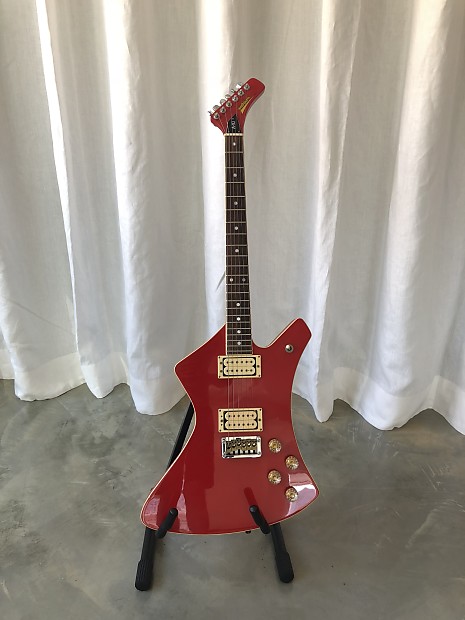 Washburn A10 1980 Red