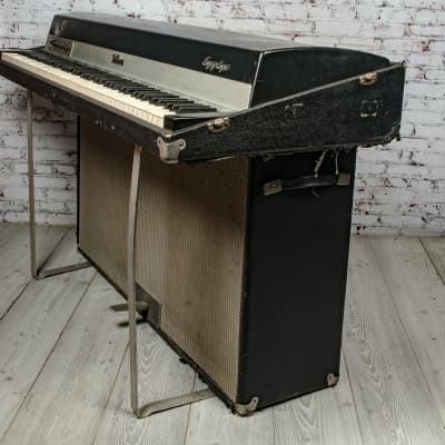 Fender Vintage 1974 Rhodes MK1 Model 7054 88-Key Piano/Keyboard w/ Amp x0644 (USED) image 2