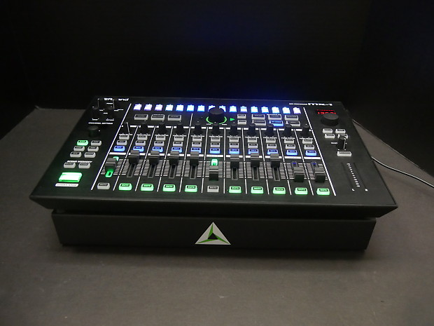 Complete Roland AIRA set (System-1, MX-1, TR-8, TB-3, VT-3 Complete Roland AIRA set (System-1, MX-1, TR-8, TB-3, VT-3