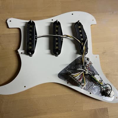Squier Strat body - Black - relic - with loaded pickguard image 11