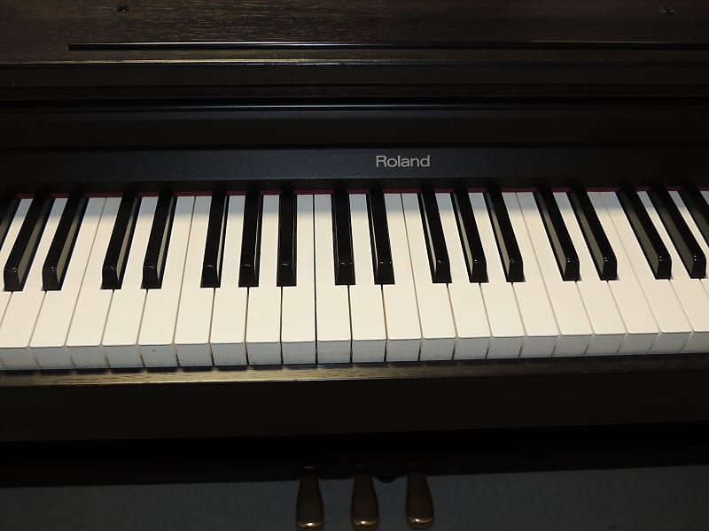 Roland HP-147R Digital Home Piano [Three Wave Music]