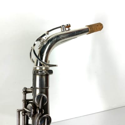 Vintage The Buescher True Tone Low Pitch 1925-26 Alto Saxophone - Matte Silver image 11