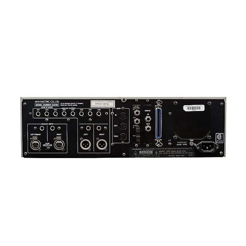 Akai S3200 MIDI Stereo Digital Sampler image 2