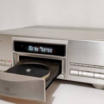 PIONEER PD-95 AUDIOPHILE CD PLAYER – JAPANESE MASTERPIECE image 5