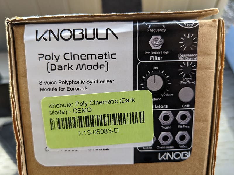 Knobula Poly Cinematic Oscillator (Dark Mode)