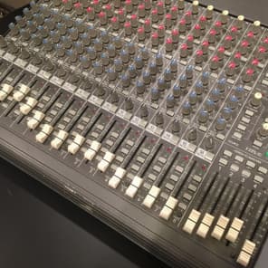 Mackie CR1604-VLZ 16 channel mixing console mixer