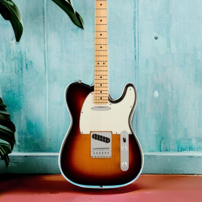 Fender Player Telecaster 6-String Electric Guitar (Right-Hand, 3-Color Sunburst) image 7