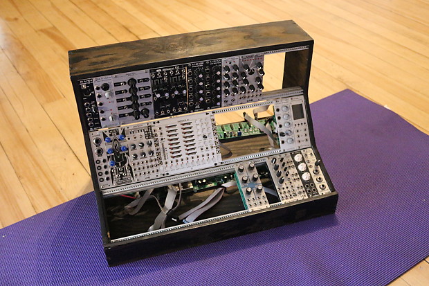 卸し売り購入 Handmade 9u 104hp Eurorack case w/ Tiptop Power | Reverb 鍵盤楽器