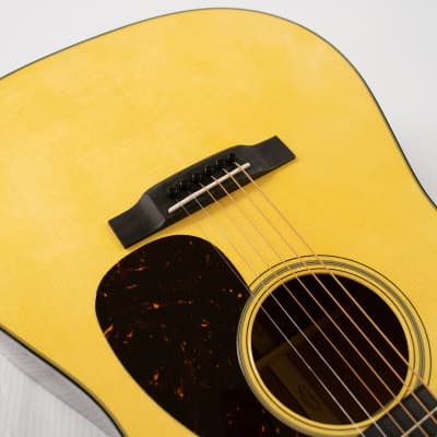 Martin D-18 Acoustic Guitar - Natural image 5