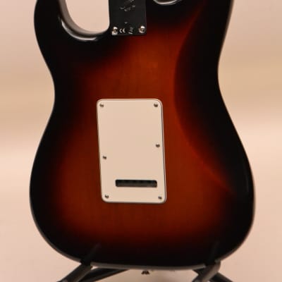 Fender Player Stratocaster Electric Guitar 3-Color Burst image 4