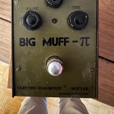 Electro-Harmonix Big Muff Pi V7 (Green Russian) | Reverb Canada