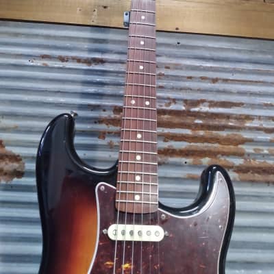 Fender Mexican Stratocaster W/Roasted Maple Neck Pau Ferro Board image 2