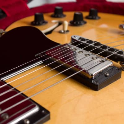 Gibson ES-335TD Semi-Hollow Body Electric Guitar (1981), ser. #82941037, original black tolex hard shell case. image 13