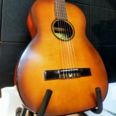 Classical guitar ( 7/8 ) 1970 - Red for sale
