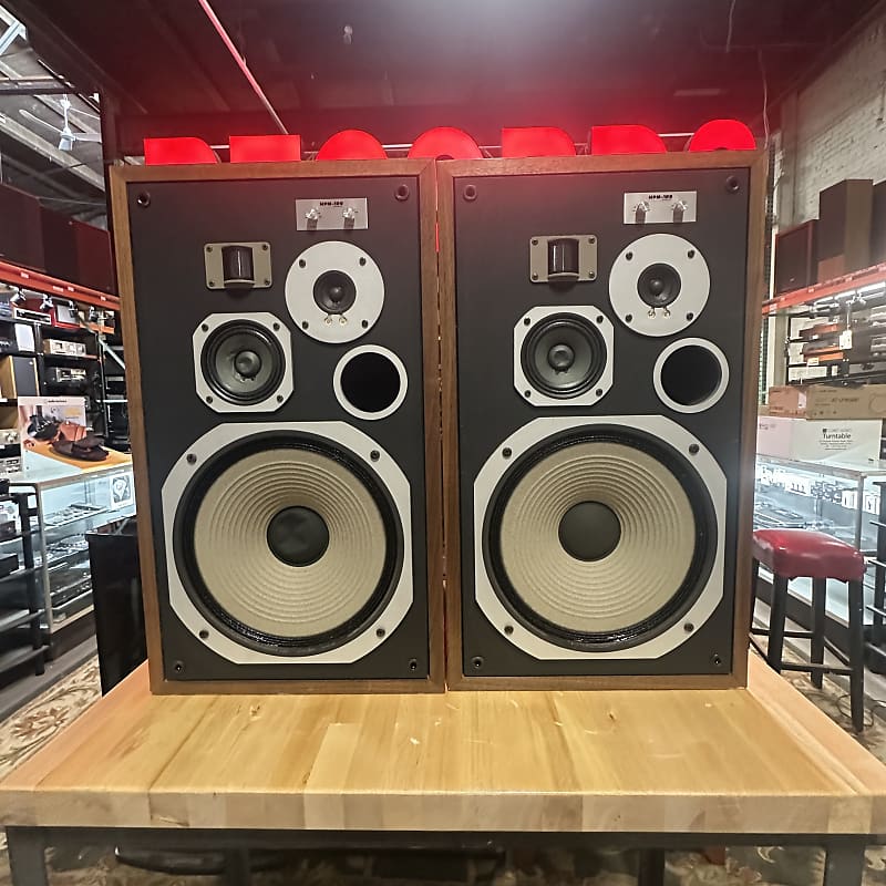 Pioneer HPM 100 4-way, 4-Speaker Bass-Reflex System 100-200 Watts  			