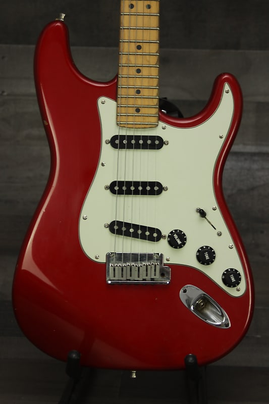 Fender  Stratocaster 1991 Candy Apple Red image 1
