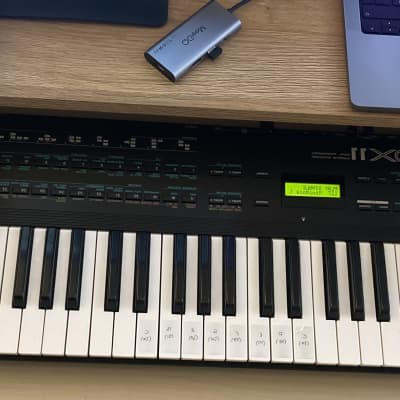 Yamaha DX11 Programmable Algorithm Synthesizer 1988 - Black