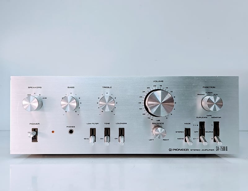Pioneer SA-7500 40-Watt Stereo Solid-State Integrated Amplifier (1975 - 1978) image 1