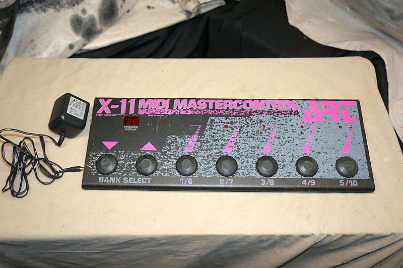 ART X11 MIDI Mastercontrol Controller Foot Pedal with Power Reverb