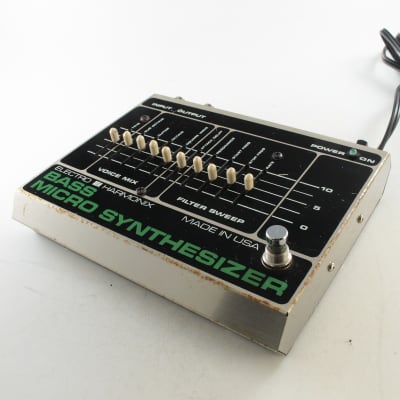 Electro-Harmonix Bass Micro Synthesizer