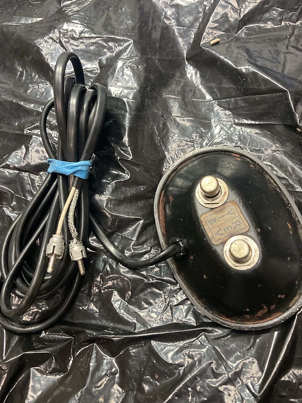 Fender footswitch